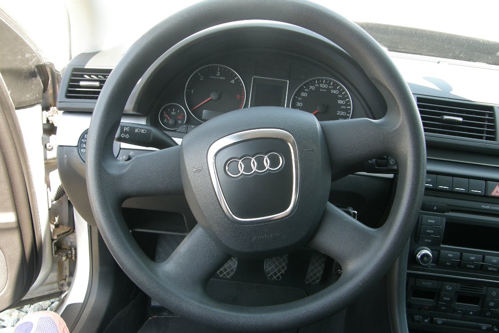 AUDI A4 VOLAN AUDI A4 ZRAČNI JASTUK 2006.
