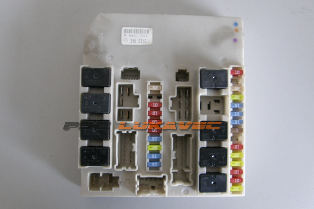 RENAULT CLIO 3 KUTIJA OSIGURAČA  356231E