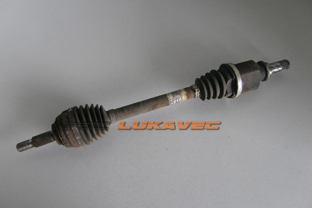 RENAULT MODUS POLUOSOVINA LIJEVA 8200499585