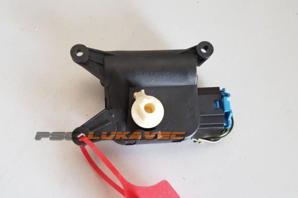 VW GOLF 5 MOTORIĆ KLAPNE 0132801345 1K0907511