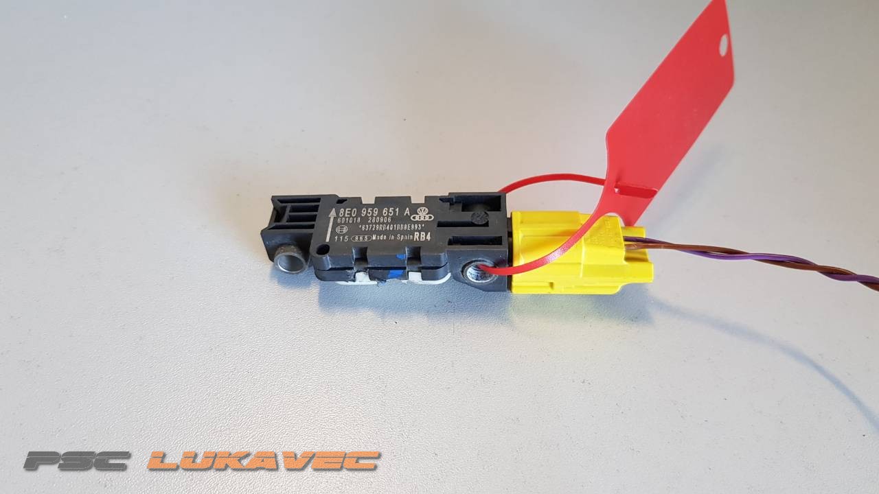 AUDI A4 SENZOR UDARCA AUDI A4 CRASH SENZOR