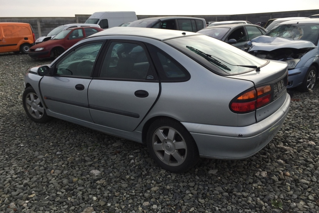 RENAULT LAGUNA DIJELOVI 1.9 DCI 2000.
