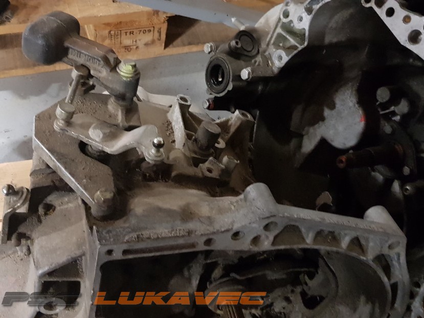 PEUGEOT 207 GETRIBA 1.4i 2222RR