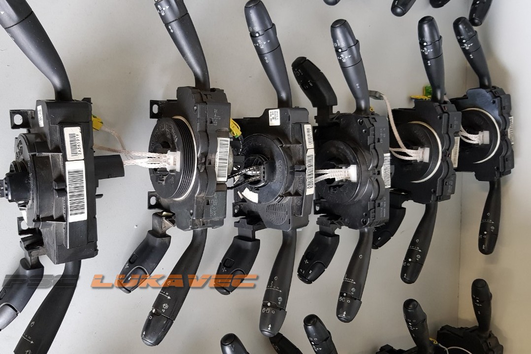 CITROEN BERLINGO ZAVOJNICA VOLANA RUČICE ŽMIGAVACA BERLINGO RUČICA