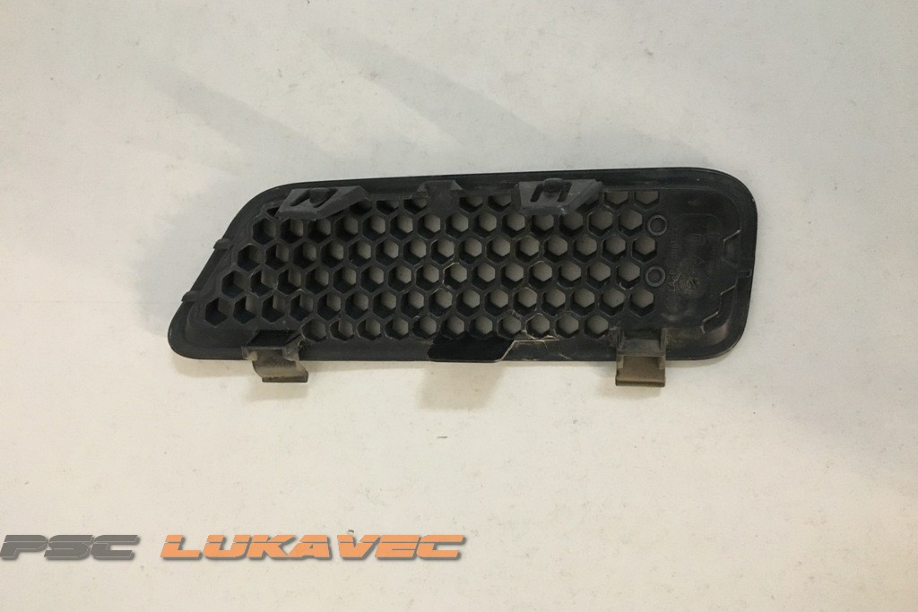 RENAULT SCENIC MREŽICA BRANIKA DESNA 7700428467 2002.