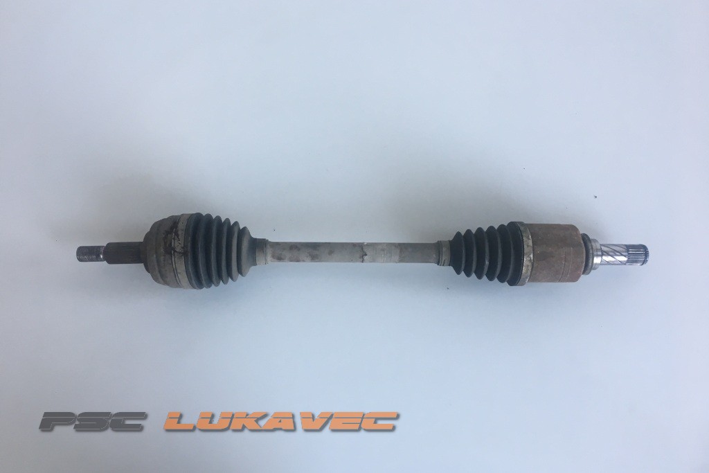 RENAULT SCENIC 3 POLUOSOVINA LIJEVA 8200725503