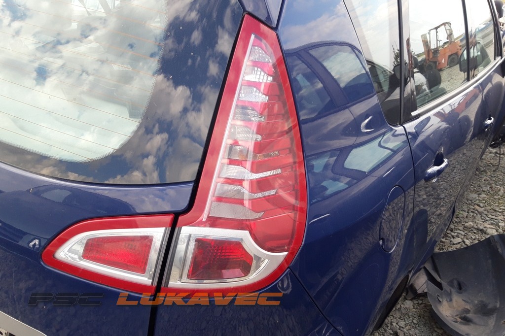 RENAULT SCENIC 3 ŠTOP SVJETLO DESNO 265500013R