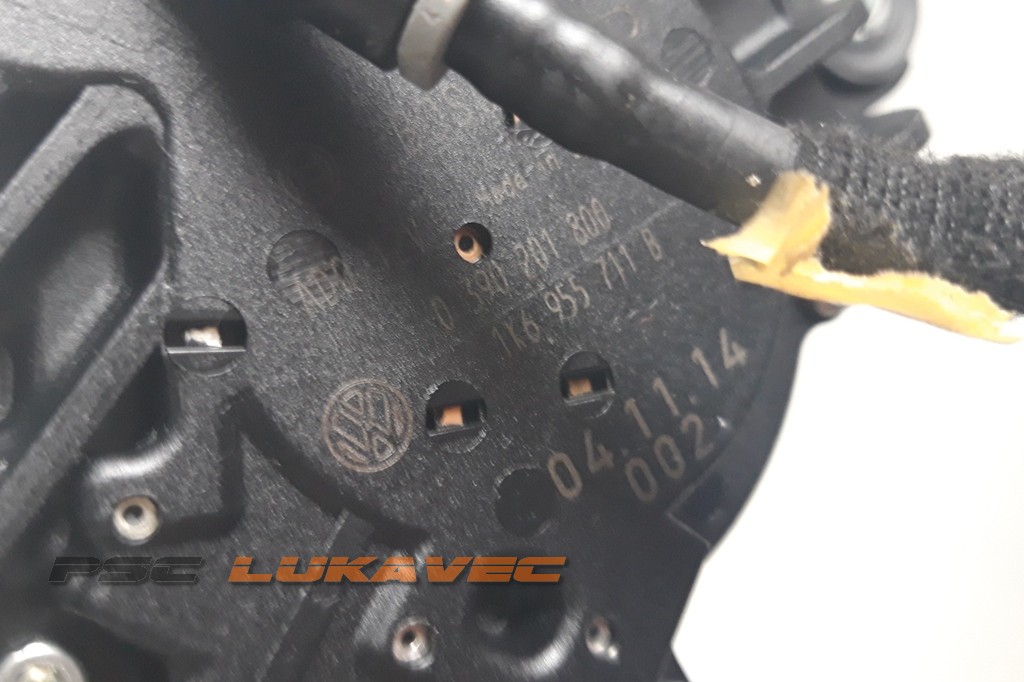 VW PASSAT MOTORIĆ ZADNJEG BRISAČA 1K6955711B