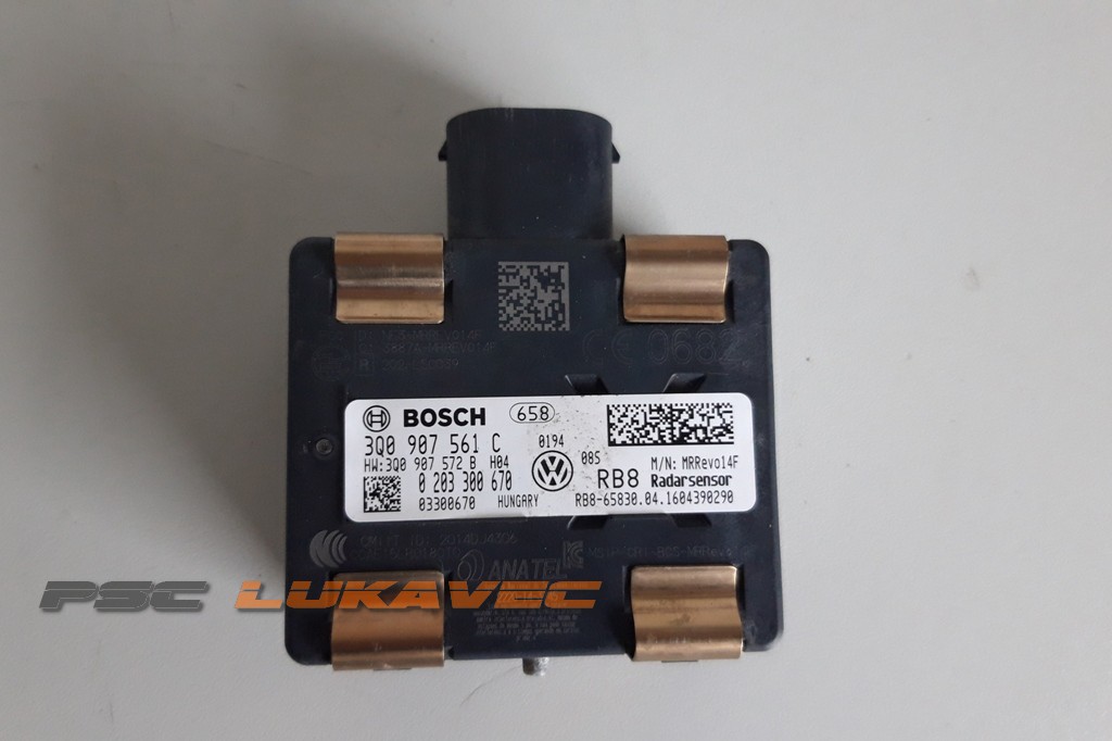 VW PASSAT B8 RADAR SENZOR B8 SENZOR BLIZINE 3Q0907561C