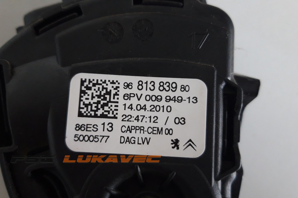 CITROEN C3 PICASSO PAPUČICA GASA 1.6 HDi 9681383980