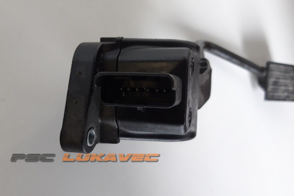 PEUGEOT 508 PAPUČICA GASA 2.0 HDi 9686212980