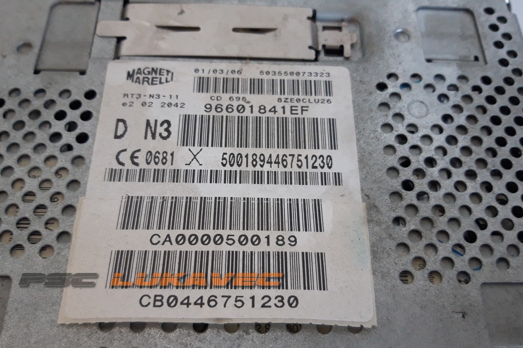 PEUGEOT 607 CD RADIO 96601841EF