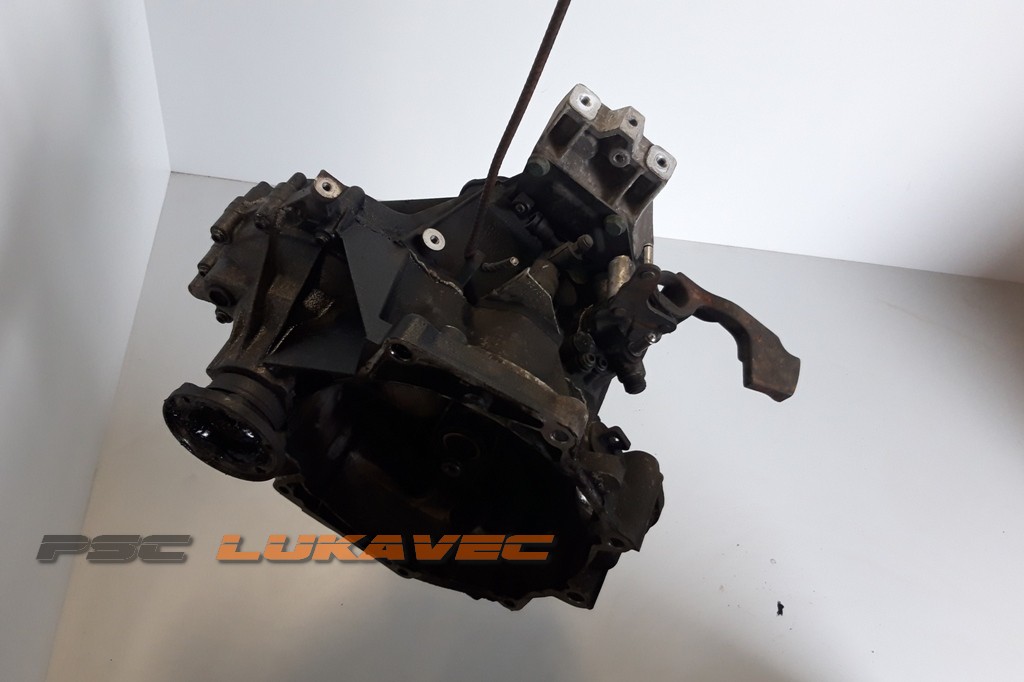 VW GOLF 5 MJENJAČ 2.0 SDI HHN