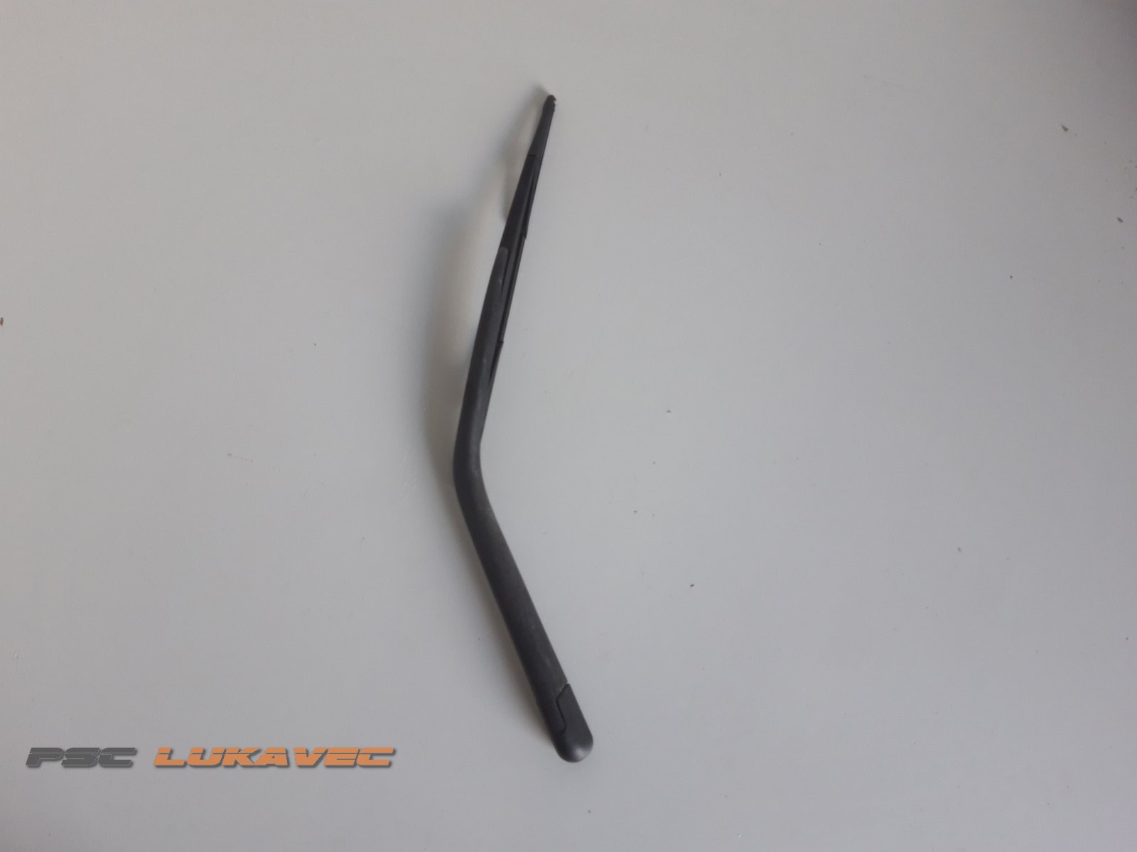 RENAULT TRAFIC NOSAČ BRISAČA ZADNJI DESNI  7700303803