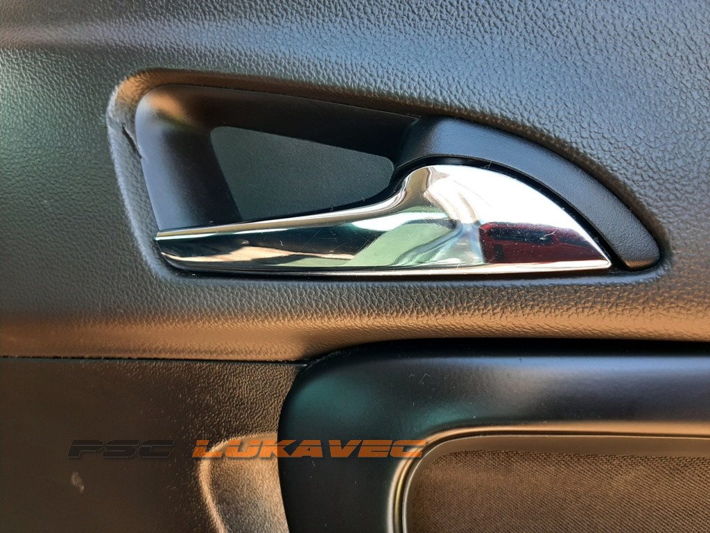 OPEL INSIGNIA KVAKA VRATA ZADNJA DESNA