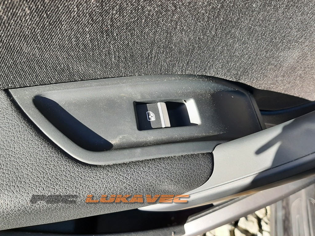 AUDI Q5 PREKIDAČ PODIZAČA STAKLA ZADNJI LIJEVI