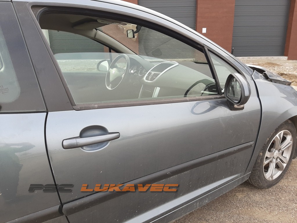PEUGEOT 207 VRATA PREDNJA DESNA