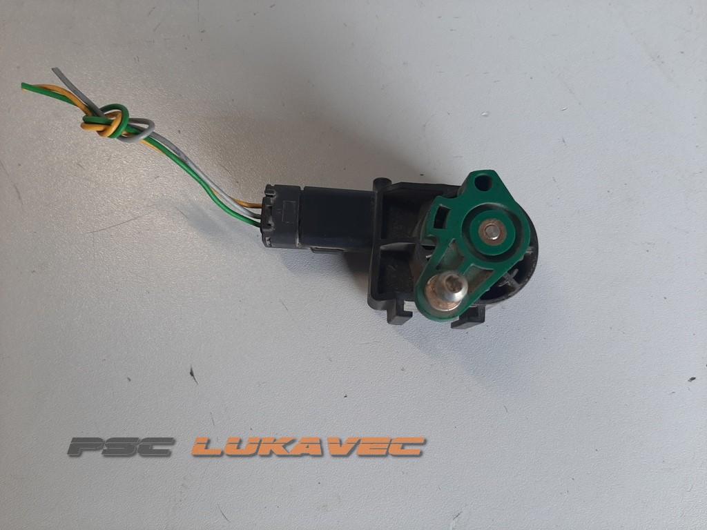 PEUGEOT 407 SENZOR VISINE KSENON PEUGEOT 407 XENON NIVELIR