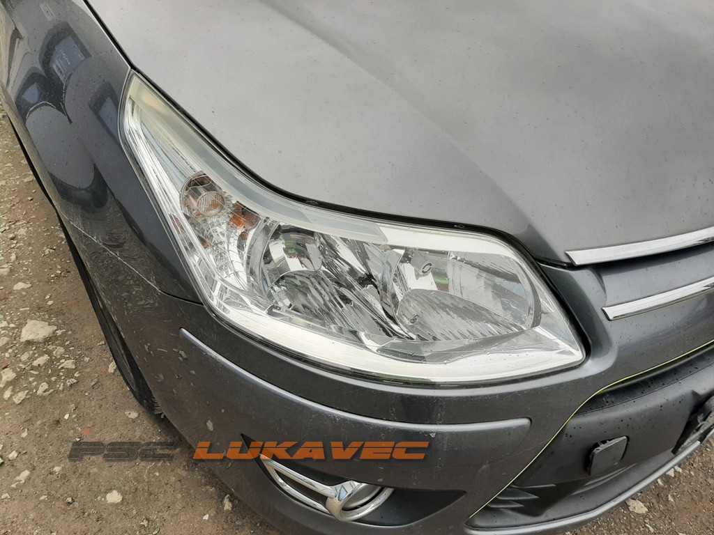 CITROEN C4 FAR DESNI 2009.