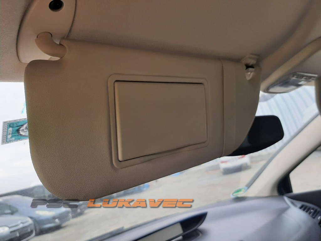 CITROEN C4 SJENILO VOZAČA 2009.