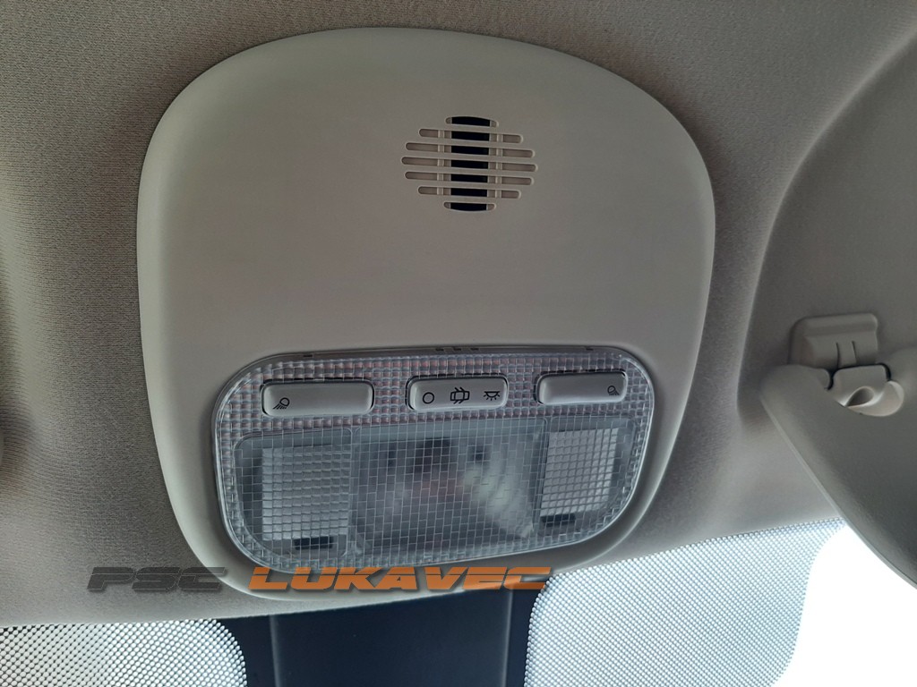 CITROEN C4 SVJETLO KABINE 2009.
