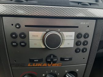 OPEL MERIVA A CD RADIO MP3