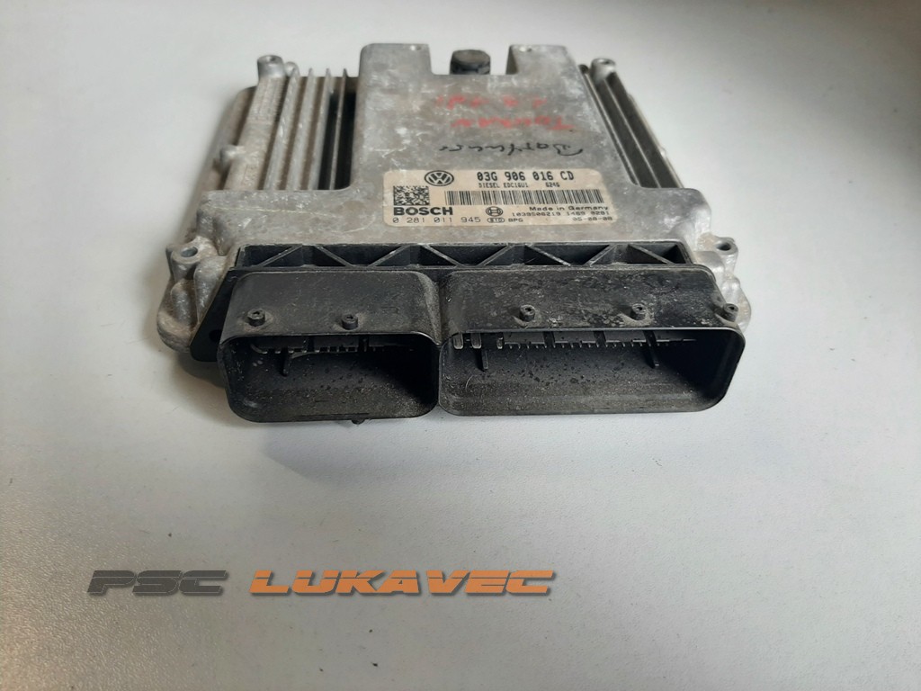 VW TOURAN KOMPJUTER MOTORA 1.9 TDI 03G906016CD