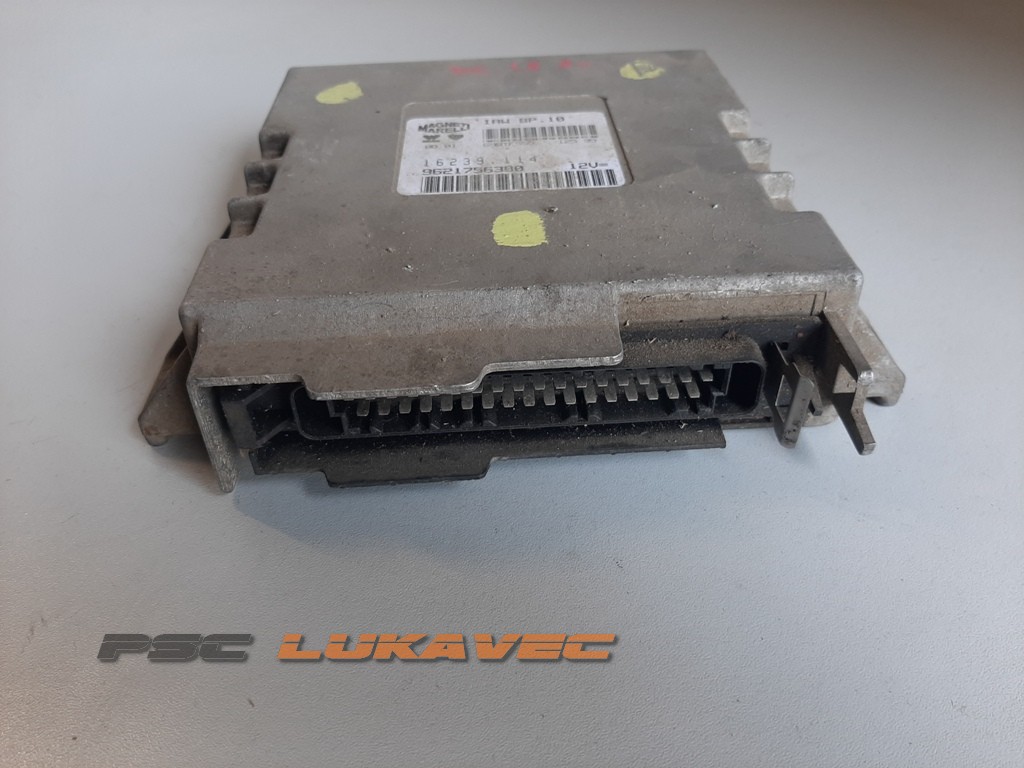 PEUGEOT 306 KOMPJUTER MOTORA 1.8 IAW8P.10 9621756380