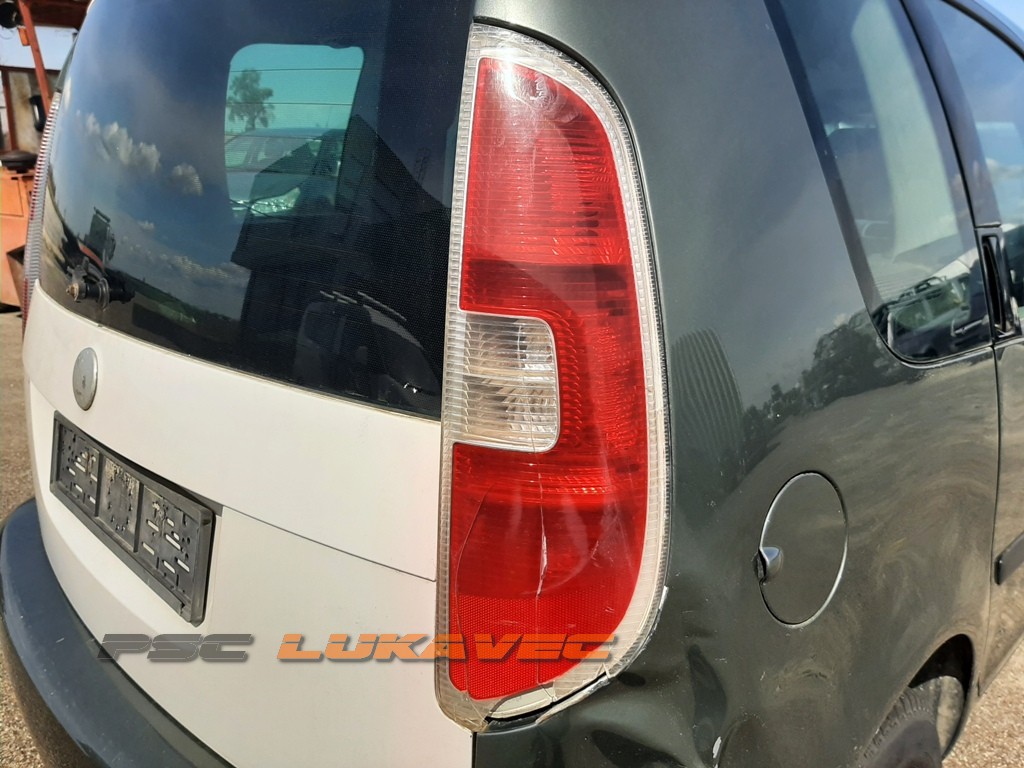 ŠKODA ROOMSTER ŠTOP SVJETLO DESNO