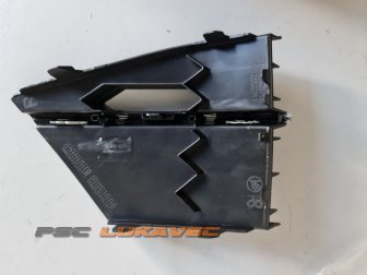 ŠKODA SUPERB REŠETKA BRANIKA DESNA 3V0853666 2018.