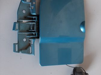 RENAULT TRAFIC  POKLOPAC REZERVARA 8200030800