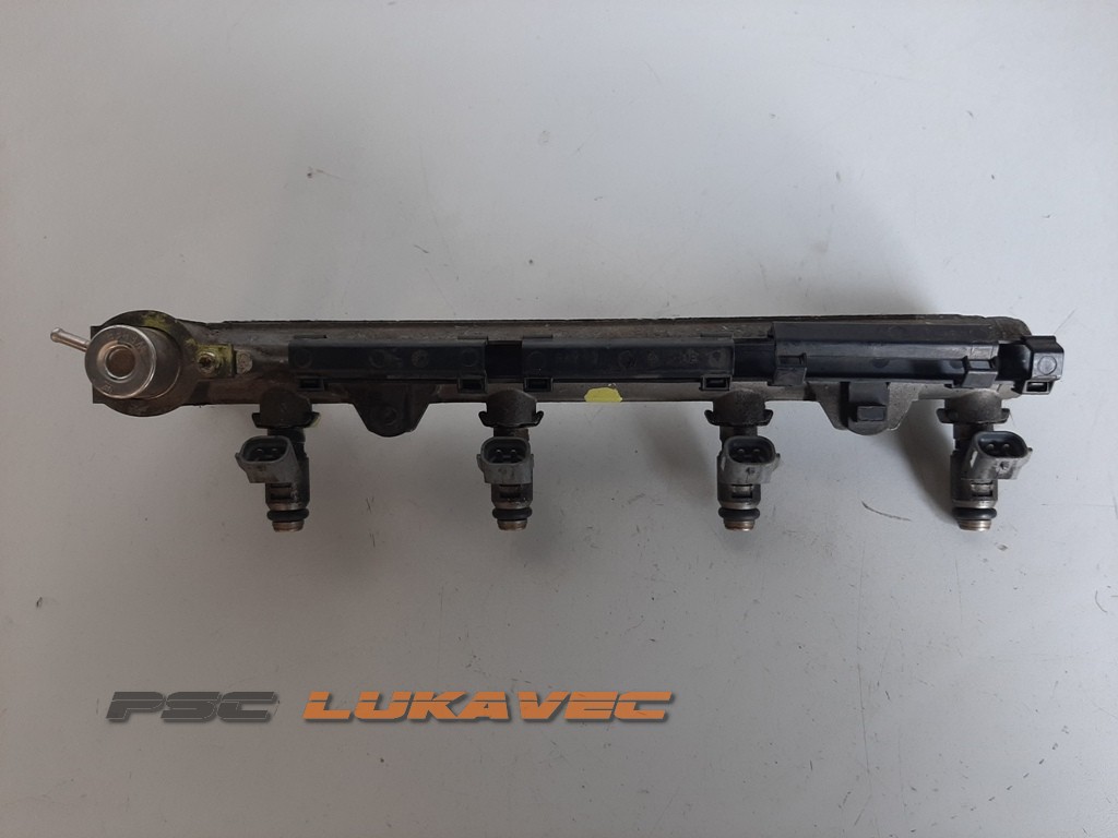 VW GOLF 4 RAMPA GORIVA 1.6 16V 036133319AL