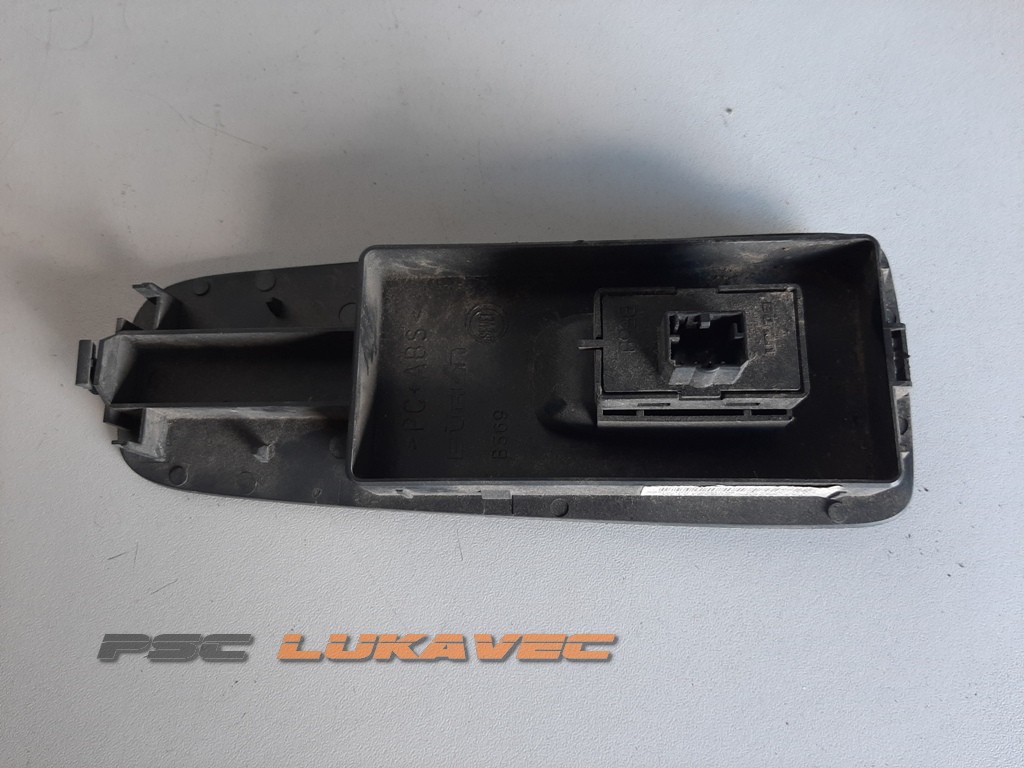 PEUGEOT BOXER PREKIDAČ PODIZAČA STAKLA PREDNJI DESNI 7354217170