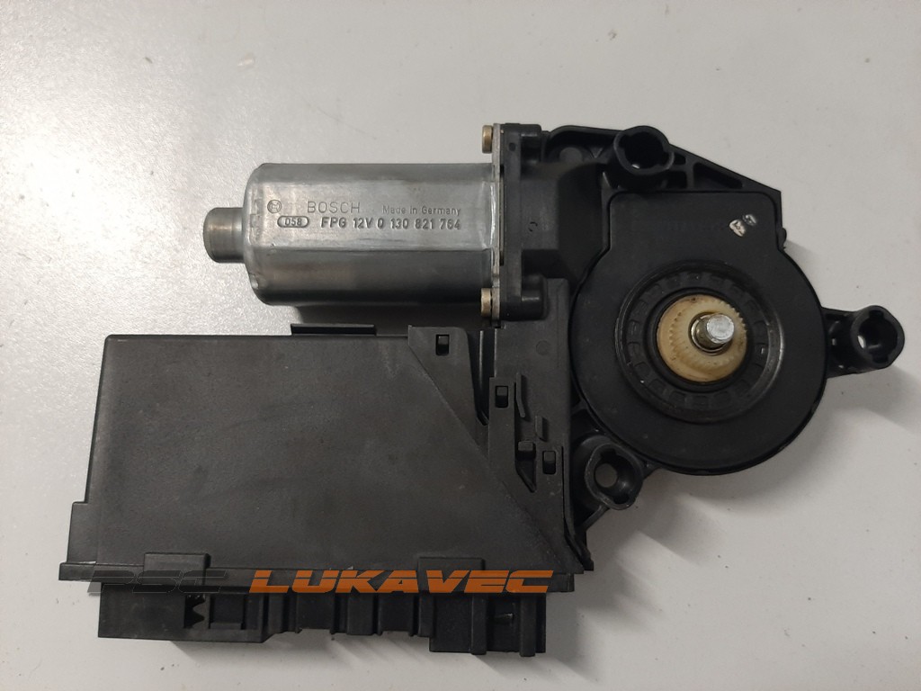 AUDI A4 MOTORIĆ PODIZAČA STAKLA PREDNJI DESNI 8E1959802E