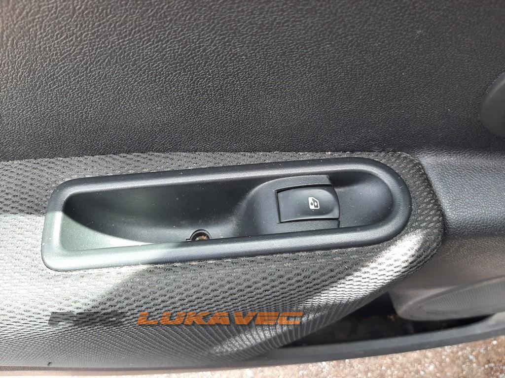 RENAULT CLIO 3 PREKIDAČ PODIZAČA STAKLA ZADNJI LIJEVI