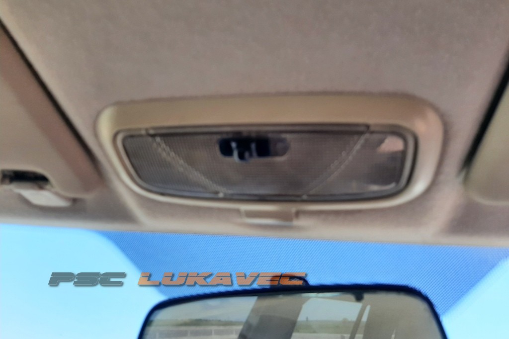 MAZDA 2 SVJETLO KABINE 2005.