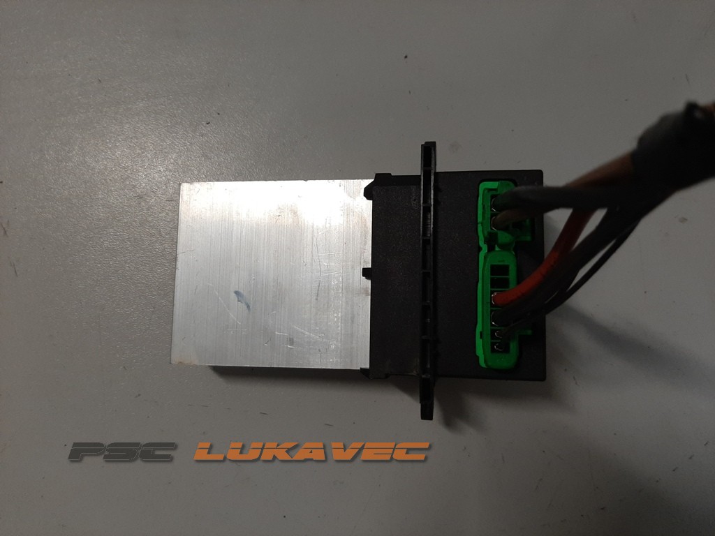 RENAULT SCENIC RX4 OTPORNIK VENTILATORA 2001.