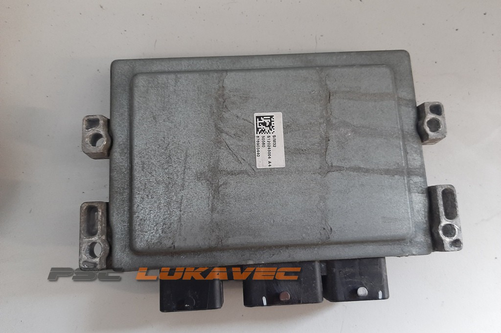 RENAULT CLIO 3 KOMPJUTER MOTORA 1.2 16V SIM32 8200783095