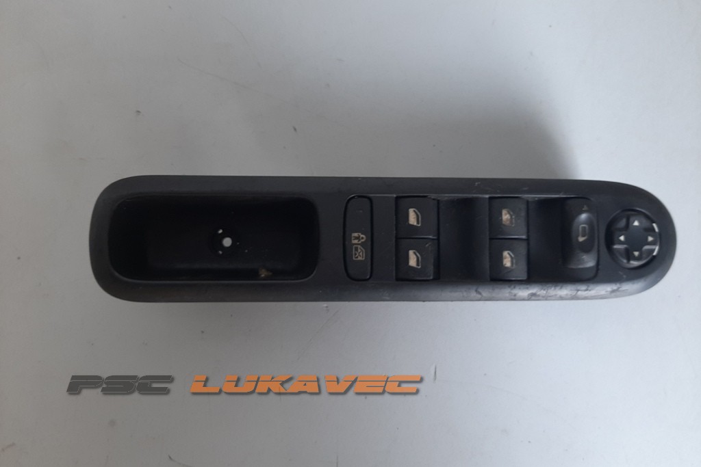 PEUGEOT 3008 PREKIDAČI PODIZAČA STAKLA 96650620ZD