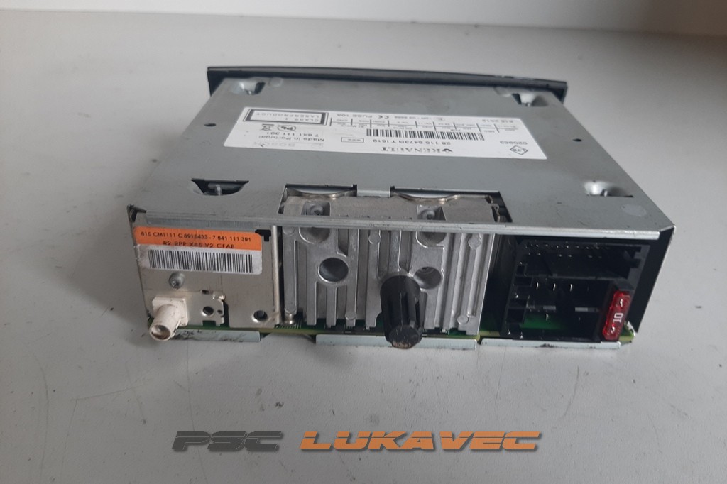 RENAULT CLIO 2009-2012 CD RADIO 281155473R