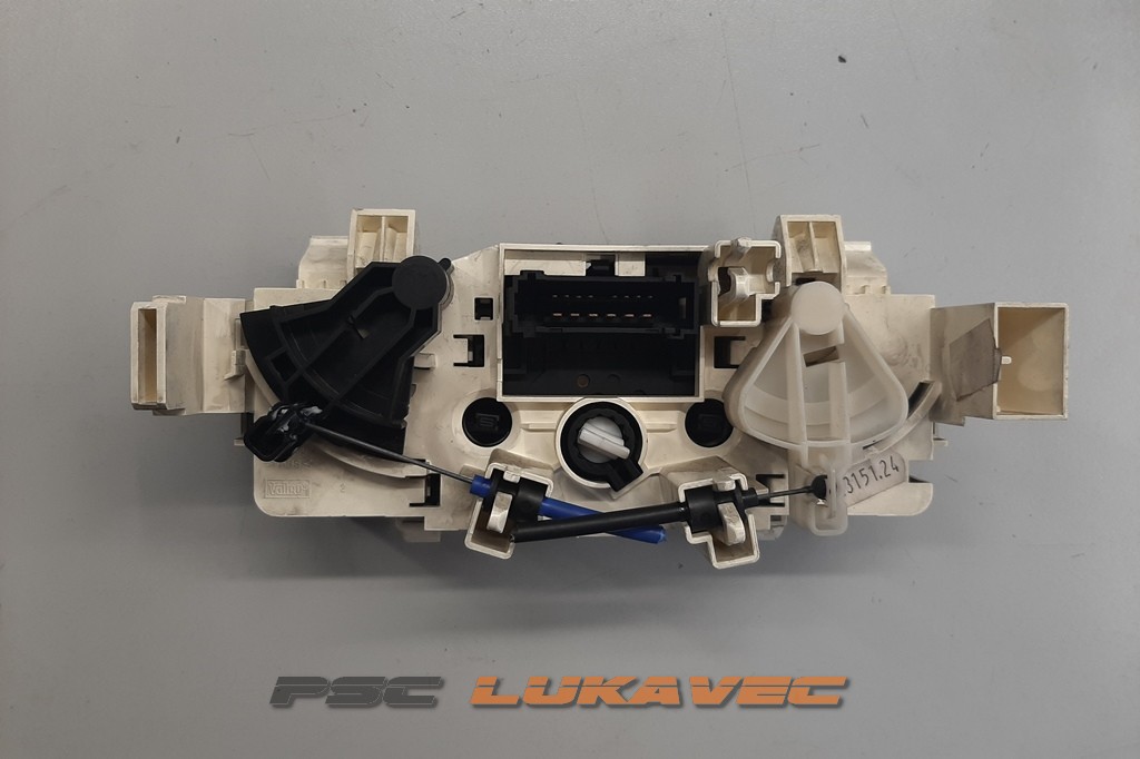 CITROEN C3 PREKIDAČI VENTILACIJE C3 KONZOLA VENTILACIJE F664480V