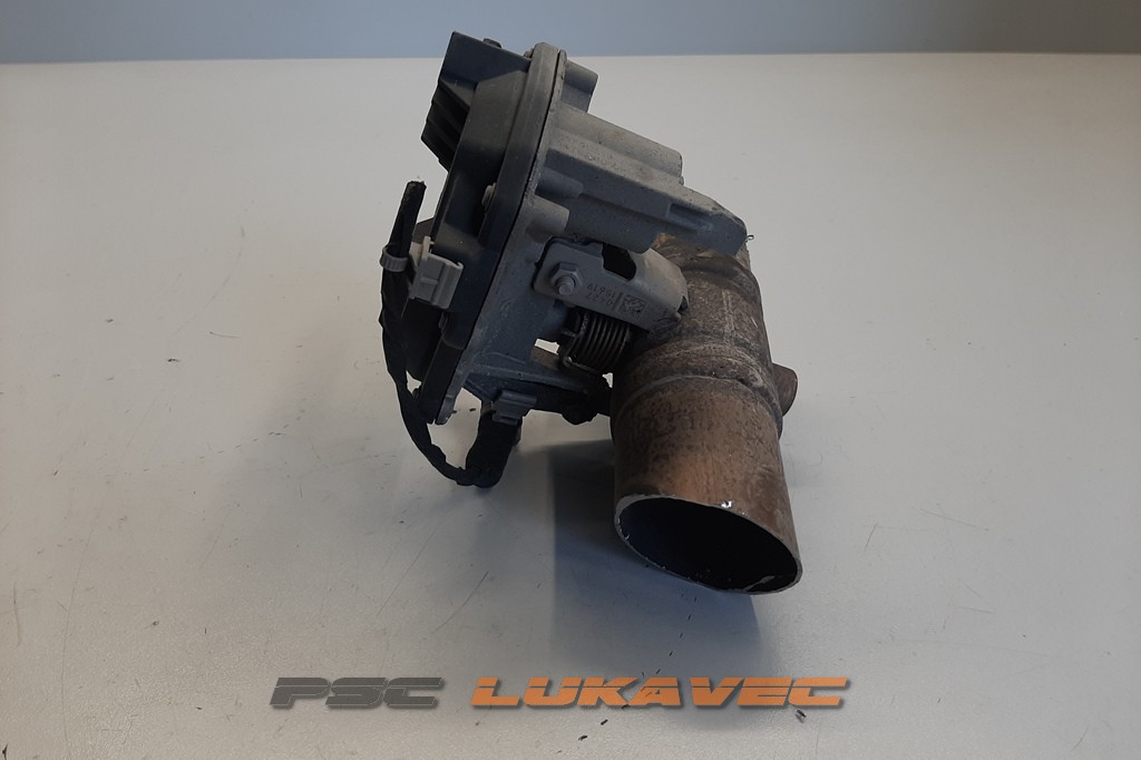 RENAULT CAPTUR 1.5 DCI KLAPNA ISPUHA 147B08010R