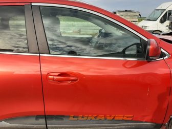 RENAULT KADJAR PREDNJA DESNA VRATA 2016.