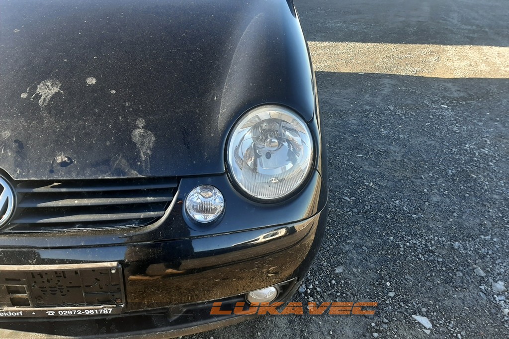 VW LUPO PREDNJI FAROVI  1.4 2005.