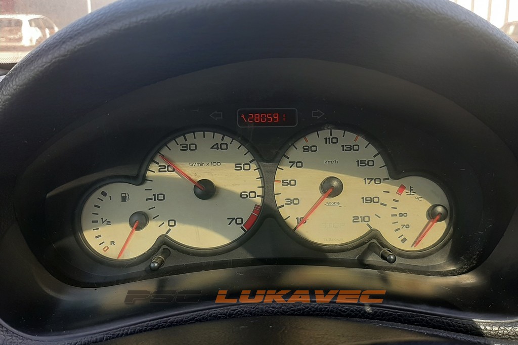 PEUGEOT 206 ROLAND KILOMETAR SAT 2002.