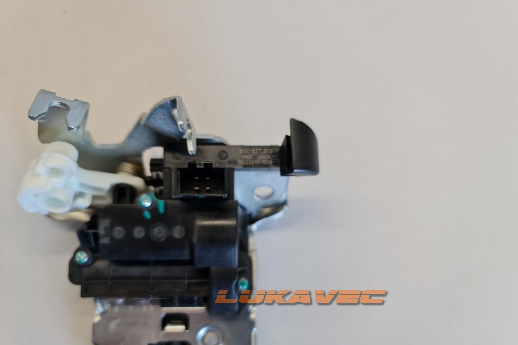 BRAVA GEPEKA VW PASSAT B8 3G0827503C 2015-2020