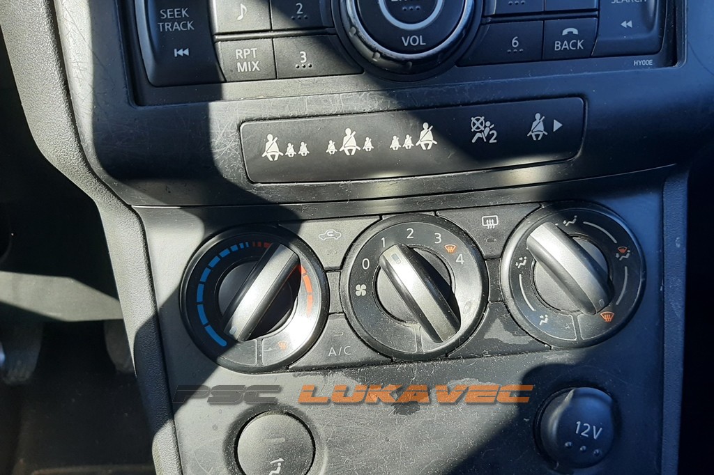 PREKIDAČI VENTILACIJE NISSAN QASHQAI 2010.