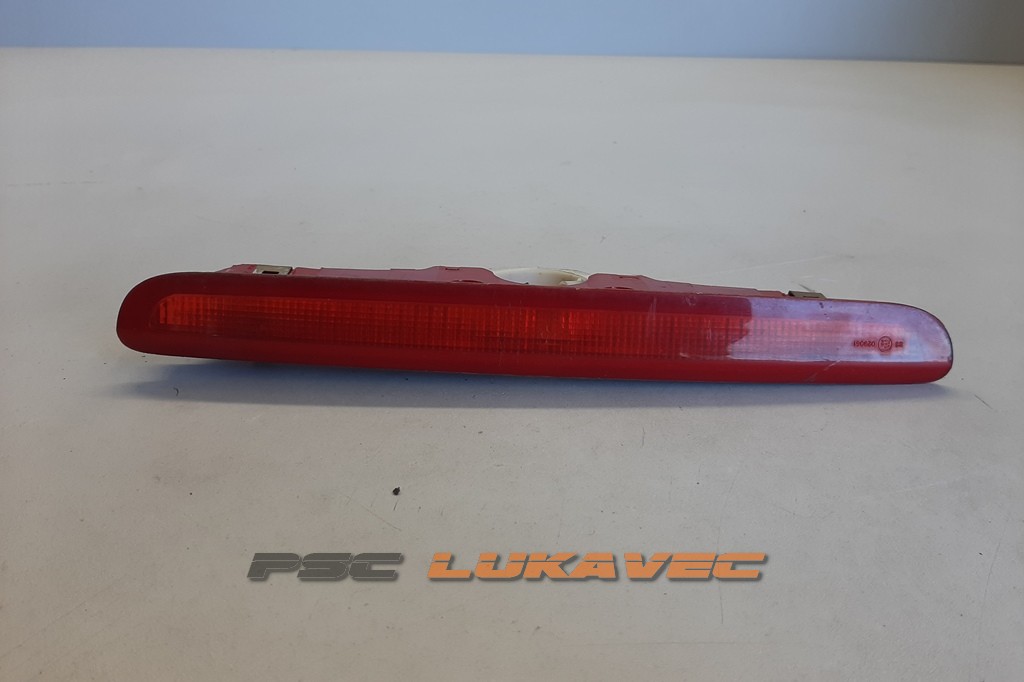 RENAULT LAGUNA 2 TREĆE ŠTOP SVJETLO 8200002496 2001.