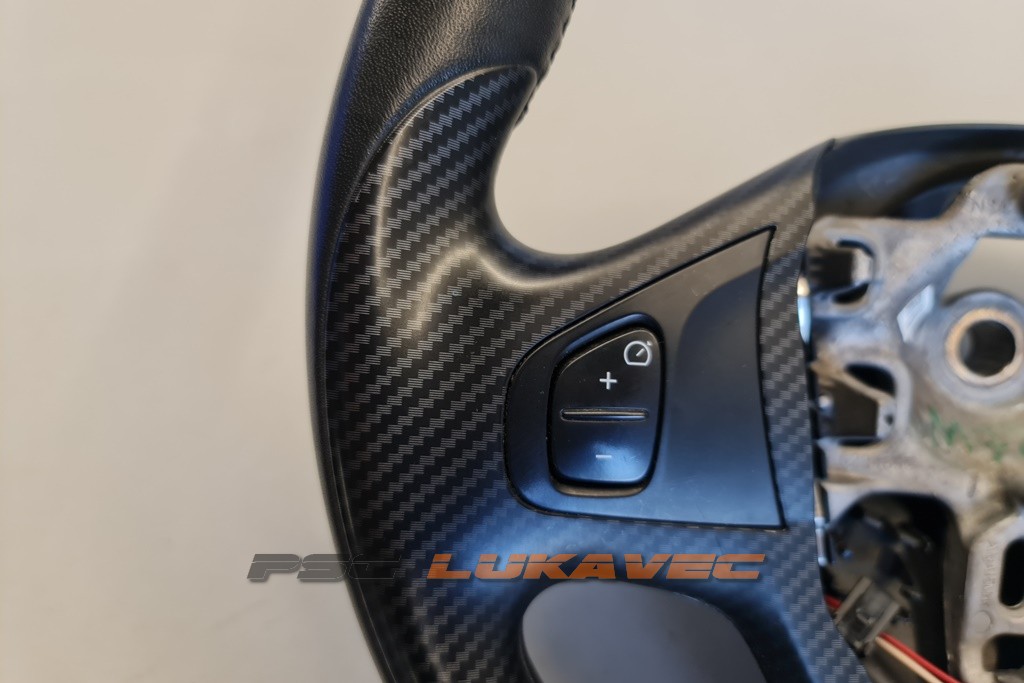 RENAULT CAPTUR VOLAN RENAULT CAPTUR KOLO VOLANA 2017.