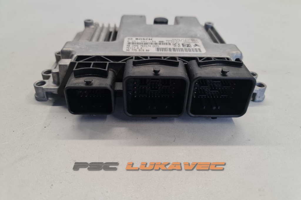 KOMPJUTER MOTORA CITROEN C4 0261S07189 MEV17.4.2